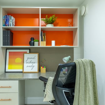 Premium En Suite City View - Image 5